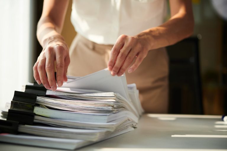 Retenue sur salaire pour absence injustifiée d'un apprenti