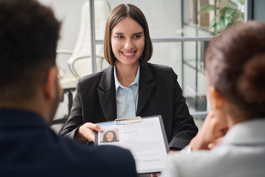 Mon employeur recrute pour le poste que j'occupe : que faire ?