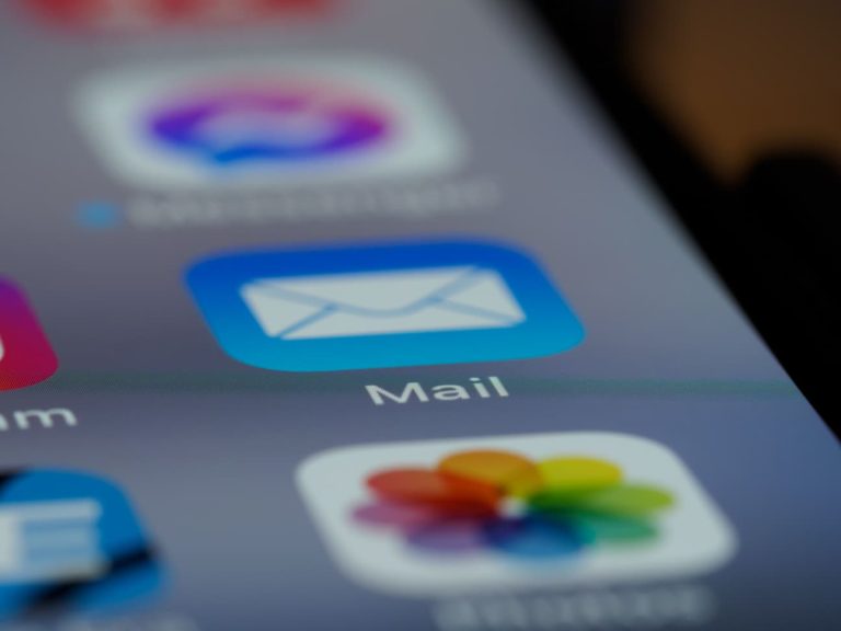 Mail de reprise de travail après arrêt maladie : ce qu'il faut écrire (et comment)